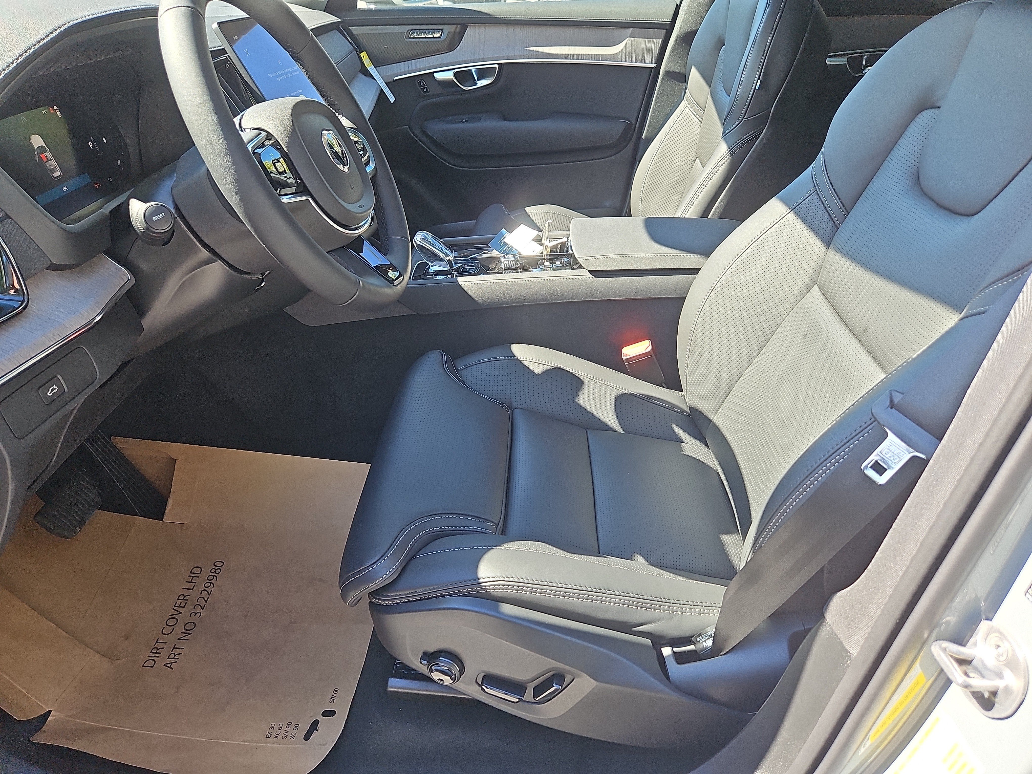 New 2027 Volvo XC90 B6 Ultra AWD/4WD image 21