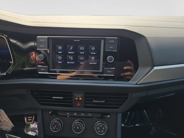 Certified 2023 Volkswagen Jetta Sport FWD image 15