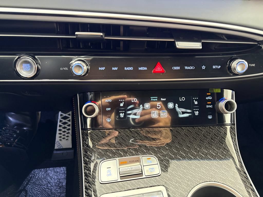 New 2026 Genesis GV70 3.5T Sport Prestige AWD/4WD image 22