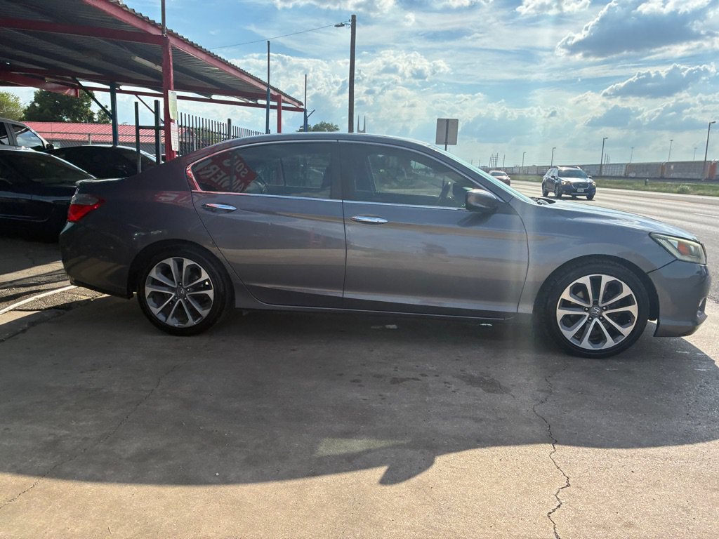 Used 2013 Honda Accord Sport image 14
