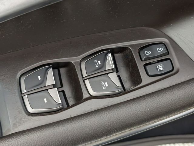 Used 2018 Hyundai Santa Fe Sport w/ 2.4L Value Package 02 image 11