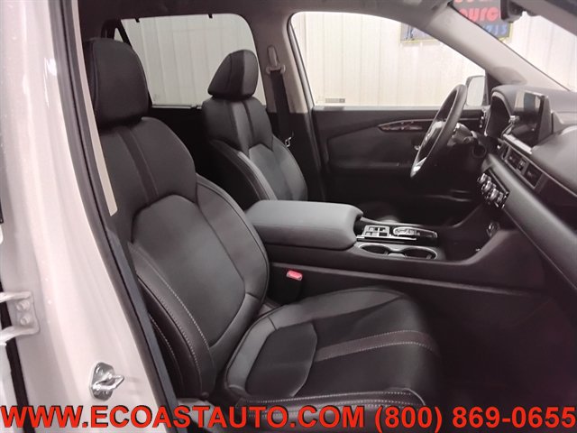 Used 2025 Honda Pilot Touring image 14