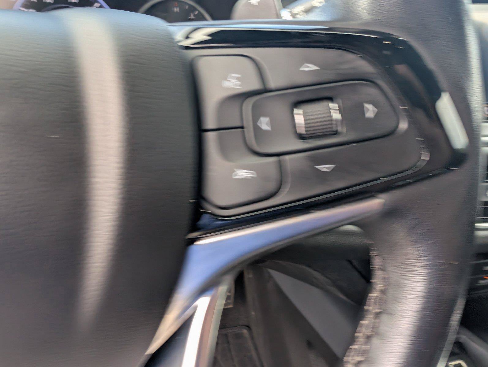 Used 2023 Buick Enclave Premium w/ Experience Buick Package FWD image 28