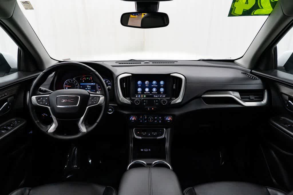 Used 2024 GMC Terrain SLT AWD/4WD image 9
