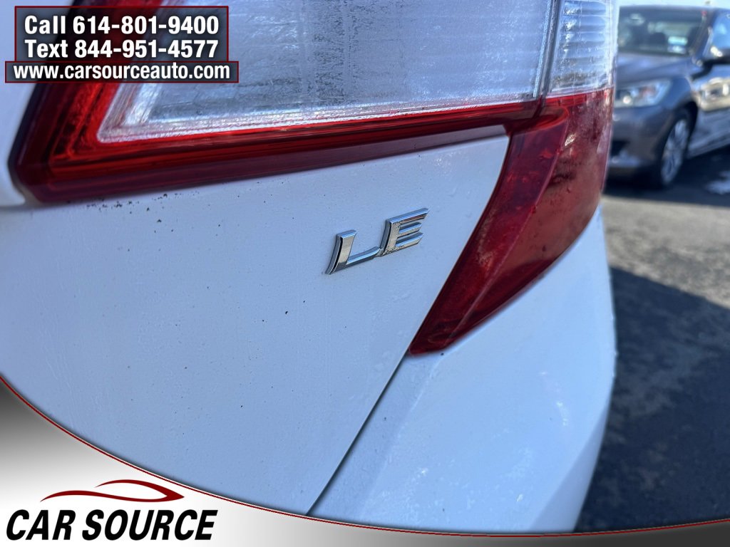 Used 2012 Toyota Camry LE image 6