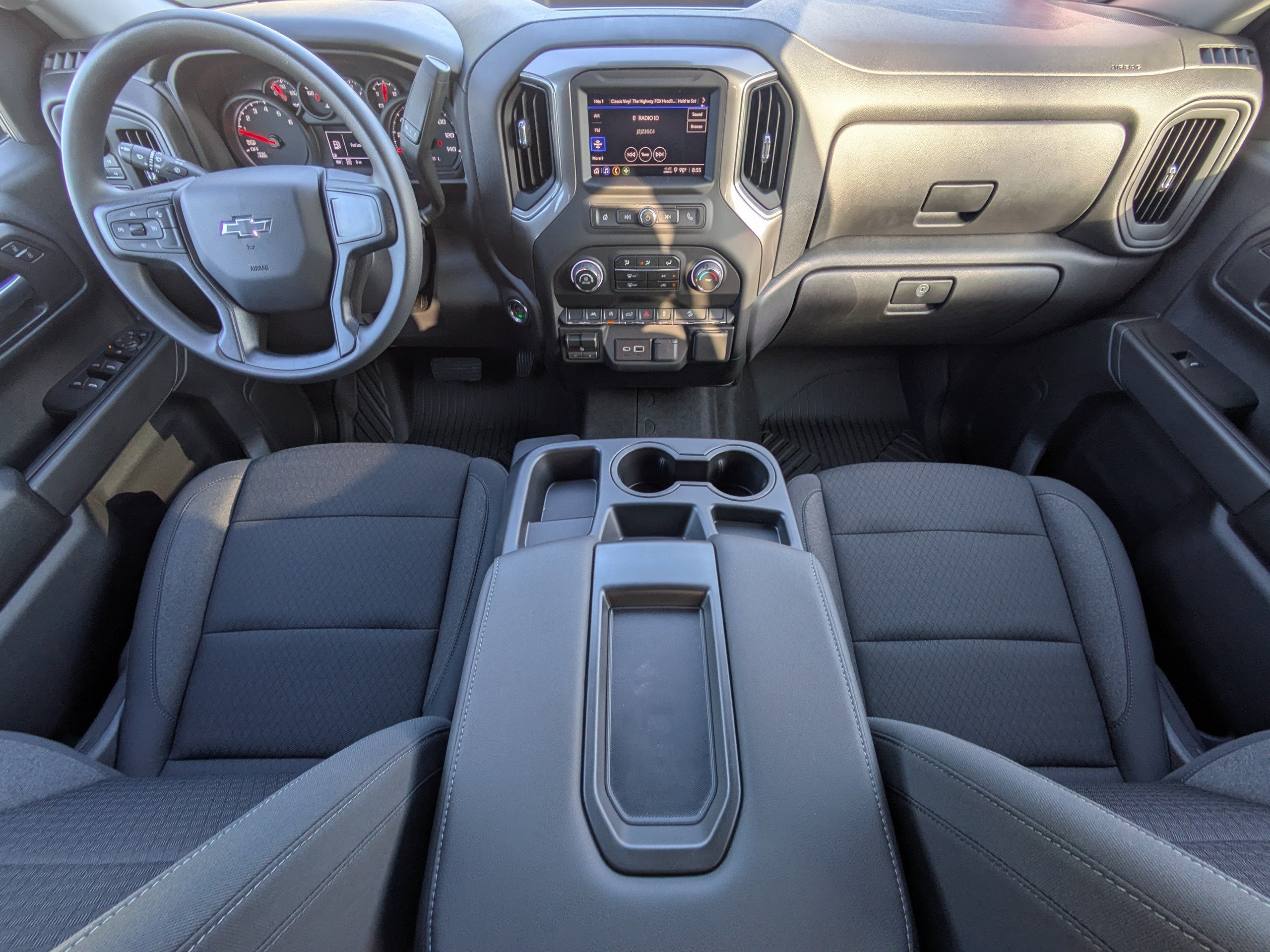 New 2026 Chevrolet Silverado 1500 Custom Trail Boss w/ LPO, Dark Essentials Package AWD/4WD image 15