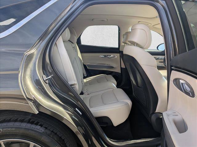 Used 2025 Genesis GV70 2.5T w/ Advanced Package image 20