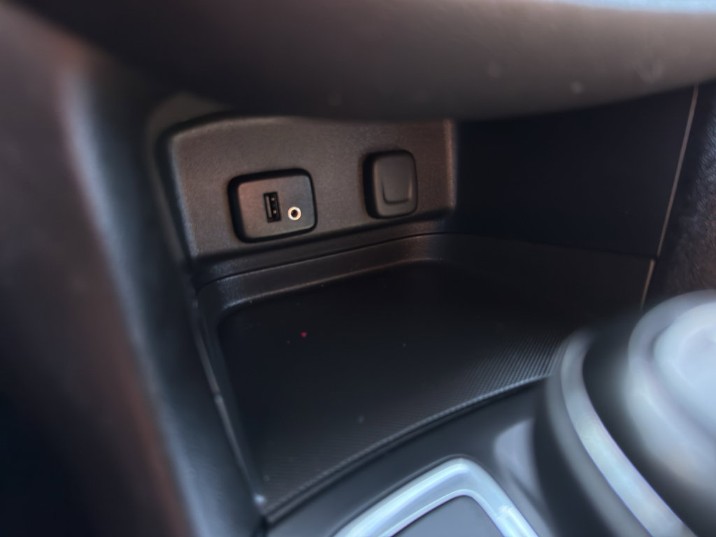 Used 2018 Chevrolet Equinox LT image 20