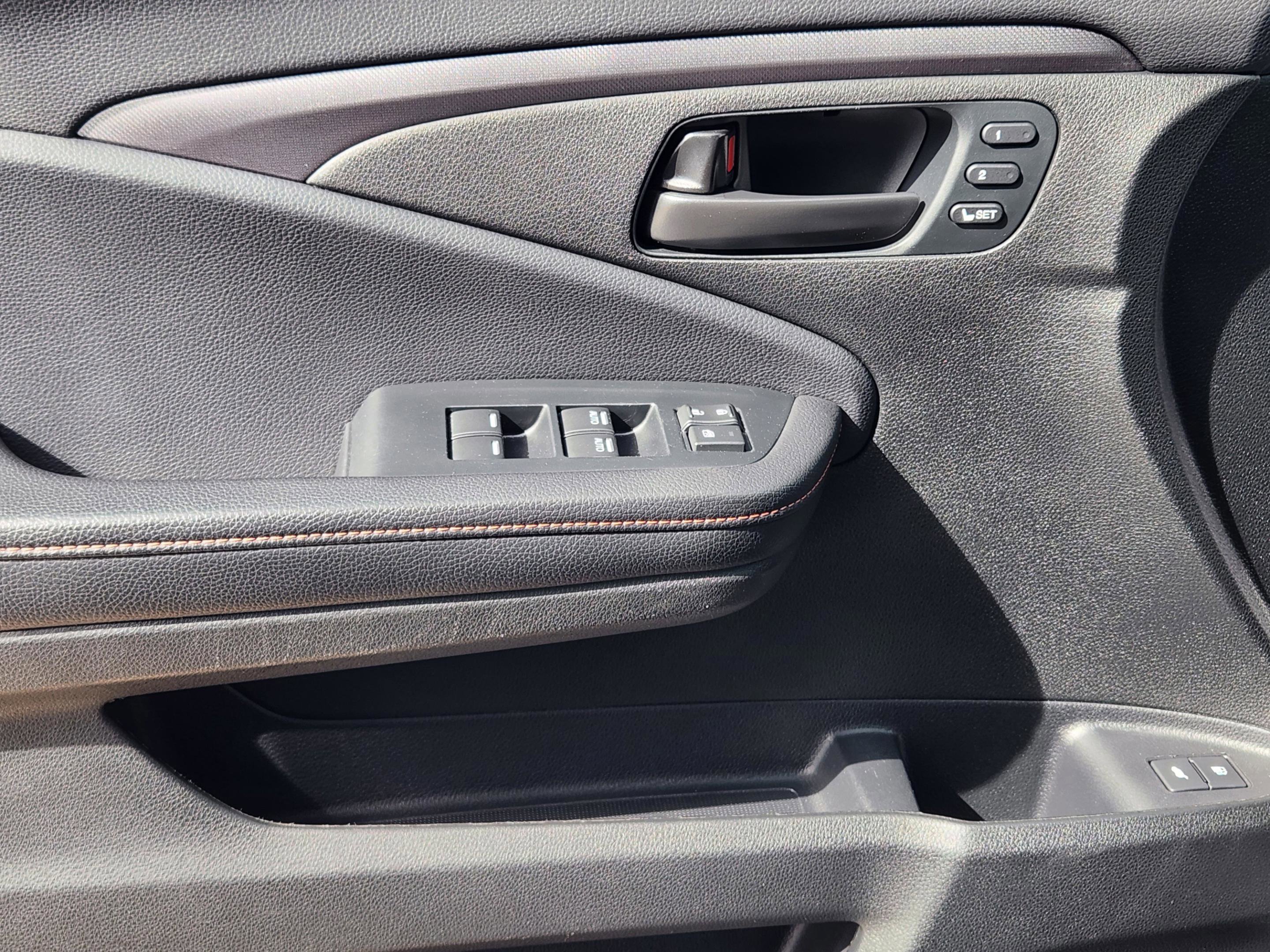 Certified 2023 Honda Passport TrailSport image 23