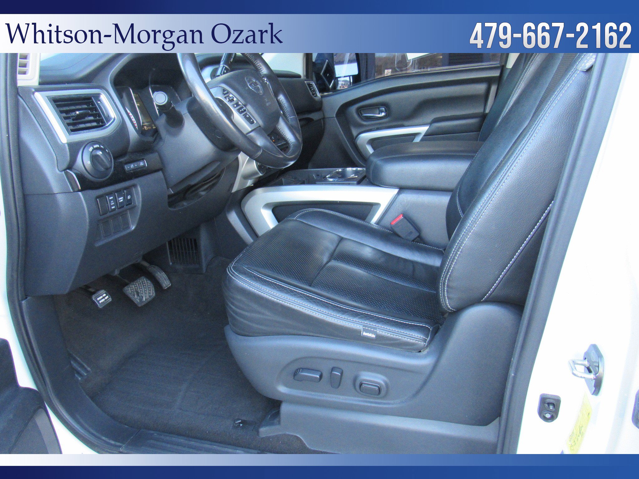 Used 2018 Nissan Titan SV w/ SV Convenience Package image 22