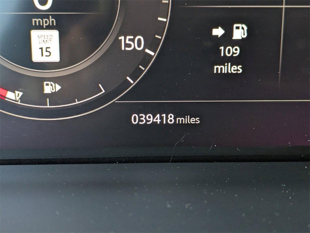 Used 2020 Land Rover Range Rover Sport HST image 31