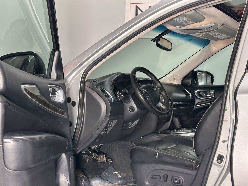 Used 2013 INFINITI JX35 AWD w/ Premium Pkg image 11
