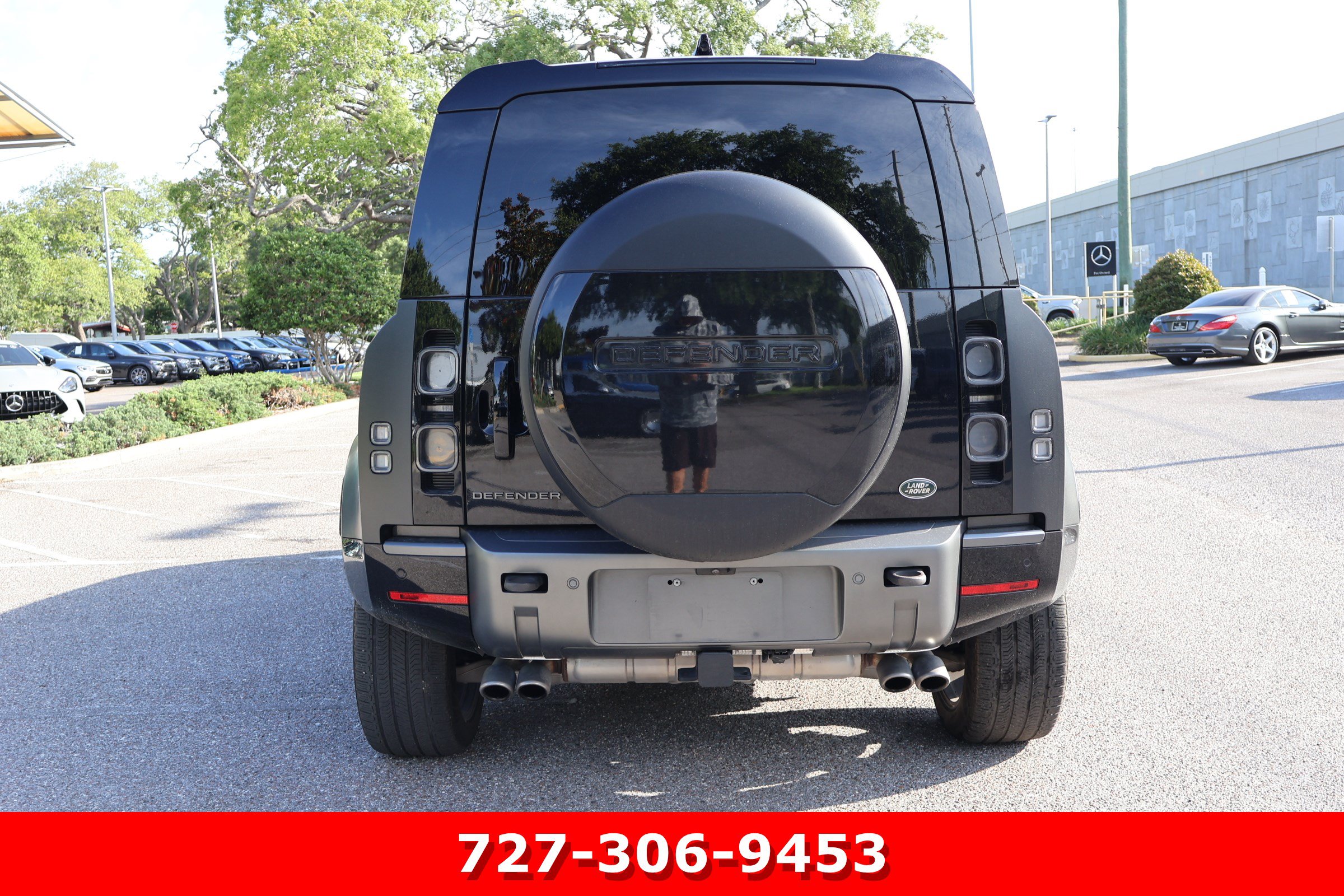 Used 2023 Land Rover Defender 110 V8 AWD/4WD image 8