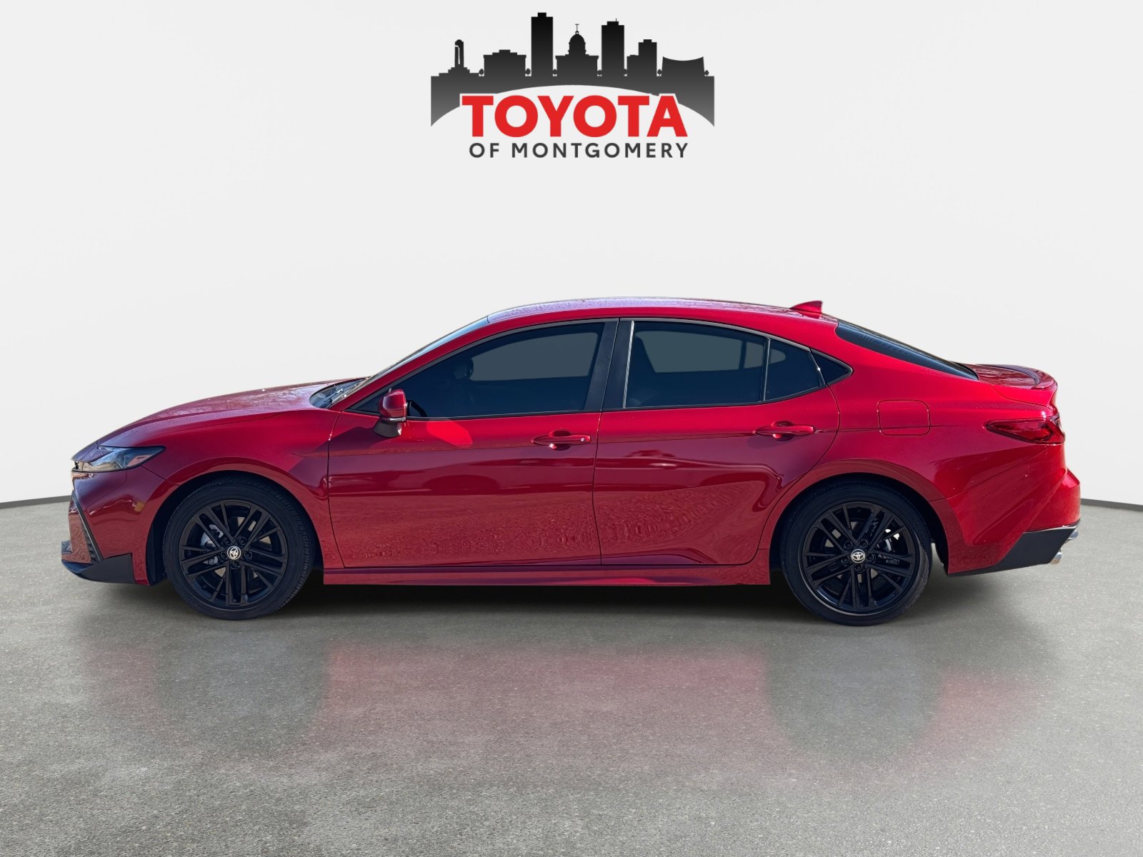 Used 2025 Toyota Camry SE w/ Multimedia Upgrade Package image 6