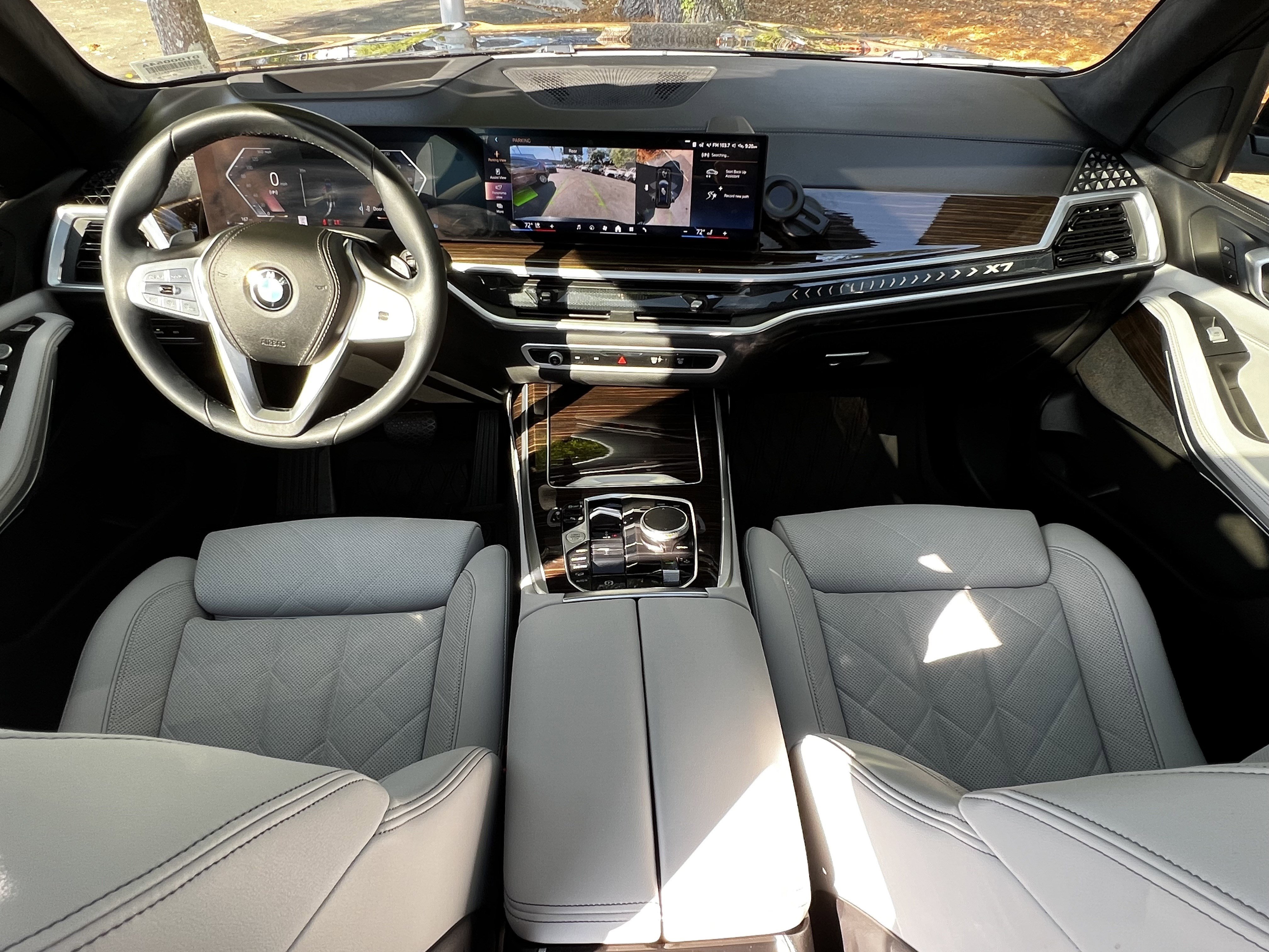 Used 2024 BMW X7 xDrive40i w/ Parking Assistance Package image 35
