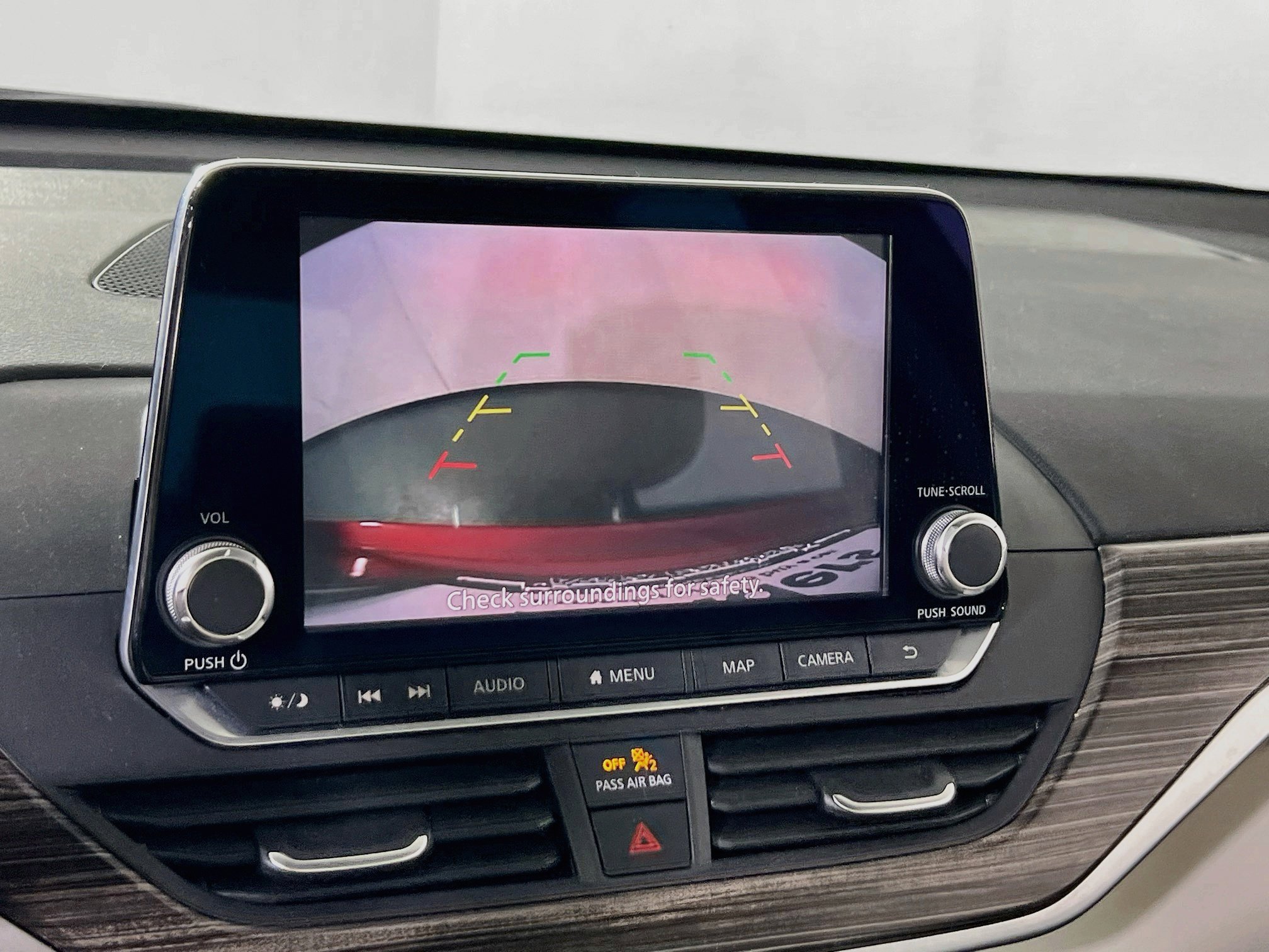 Used 2020 Nissan Altima 2.5 SL FWD image 14