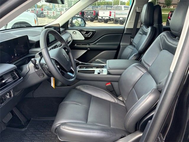 New 2025 Lincoln Aviator Reserve w/ Equipment Group 201A image 13
