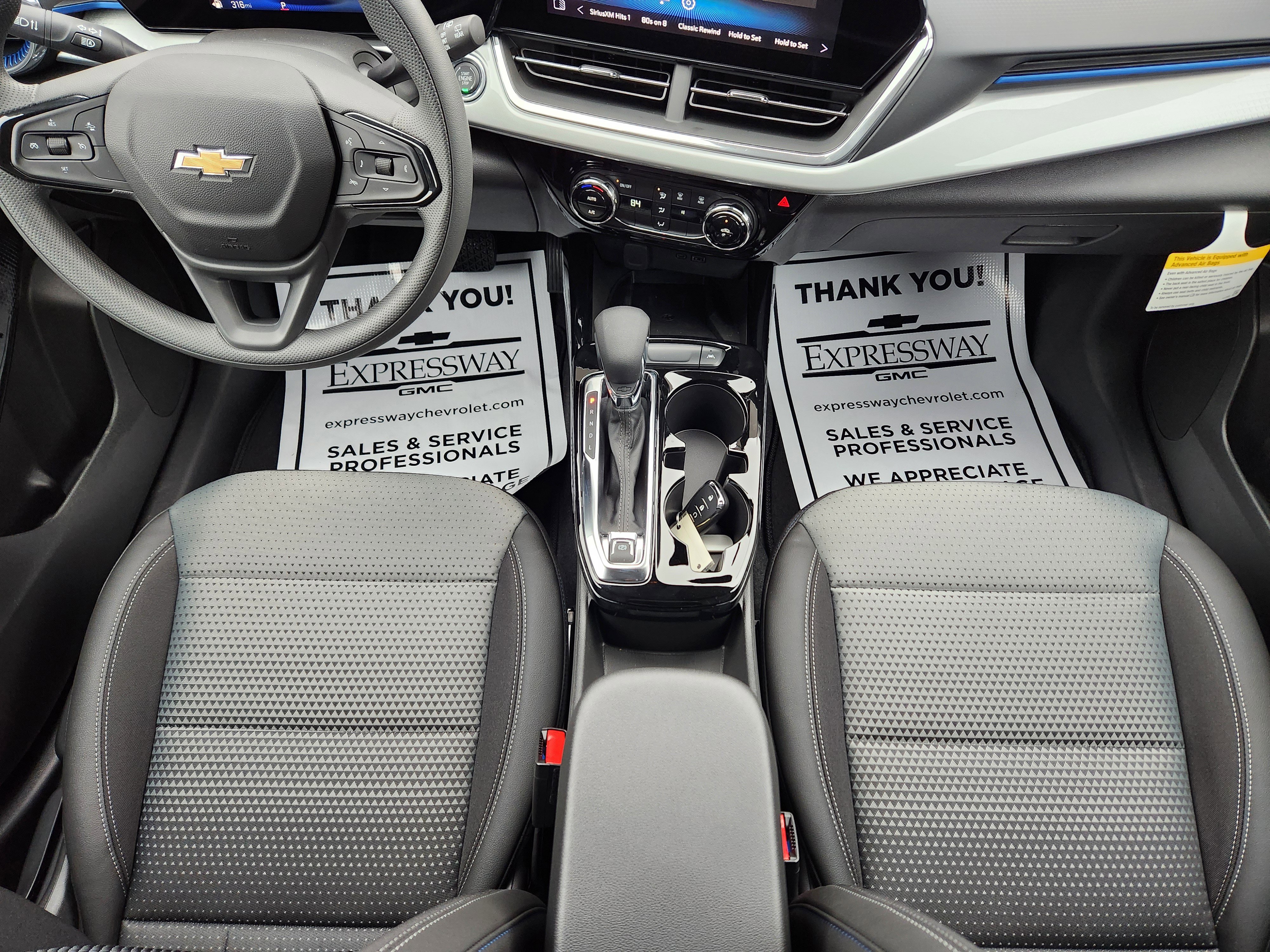 New 2026 Chevrolet Trax LT w/ Sunroof Package image 11