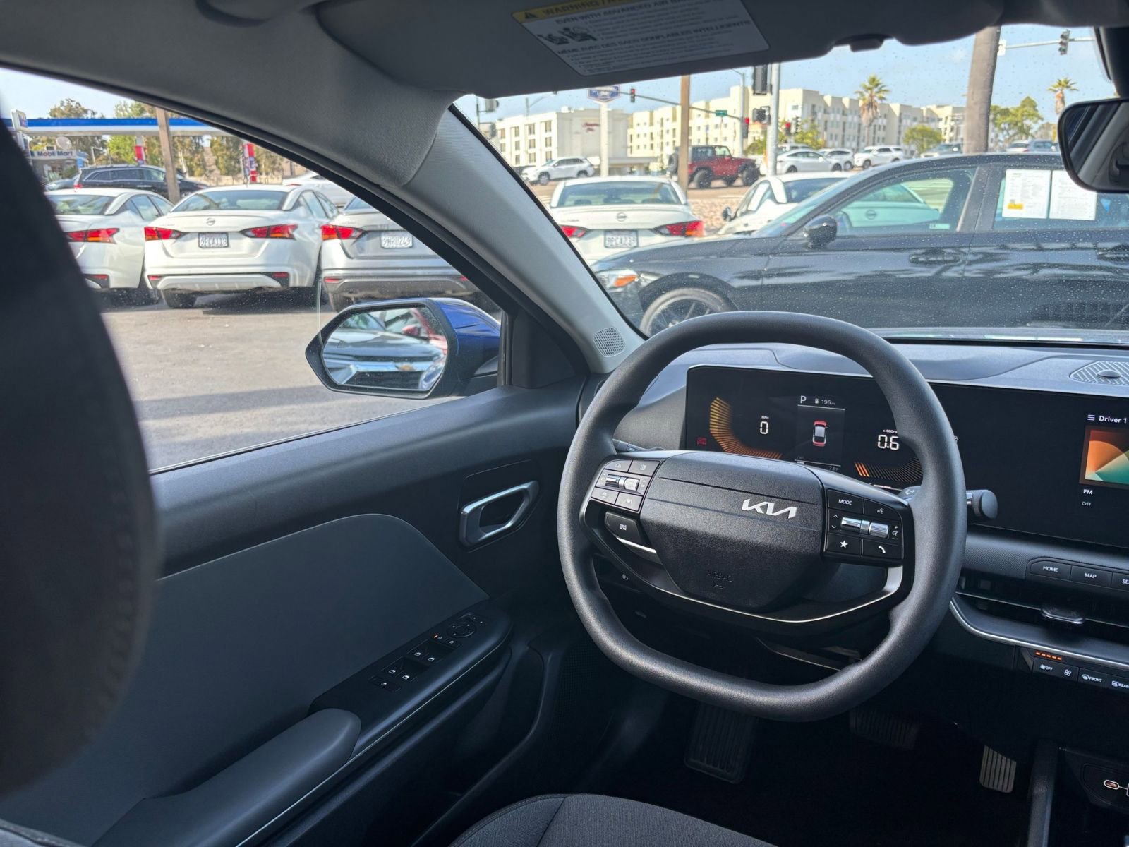 Used 2025 Kia K4 FWD image 32