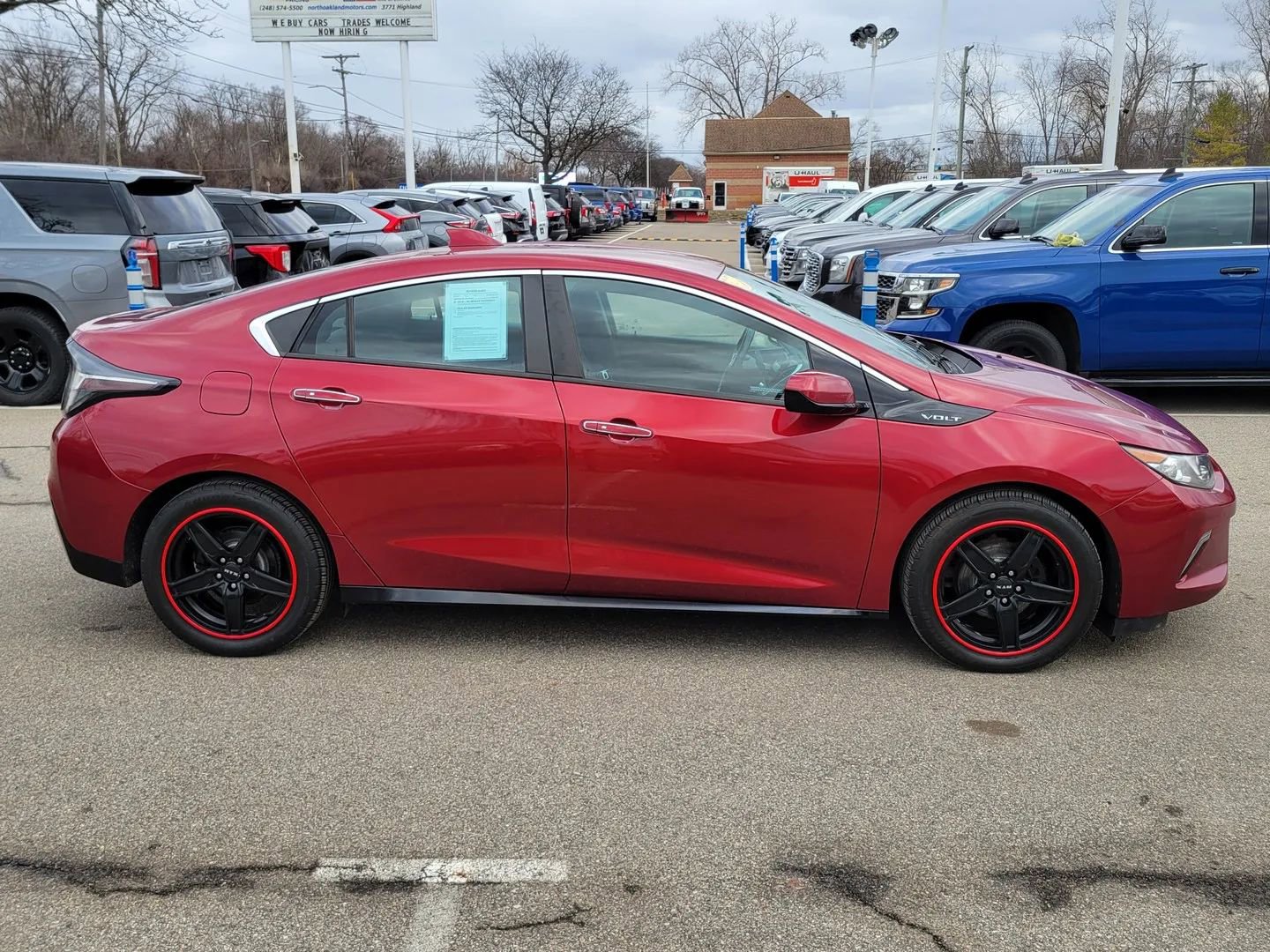 Used 2019 Chevrolet Volt LT FWD image 3