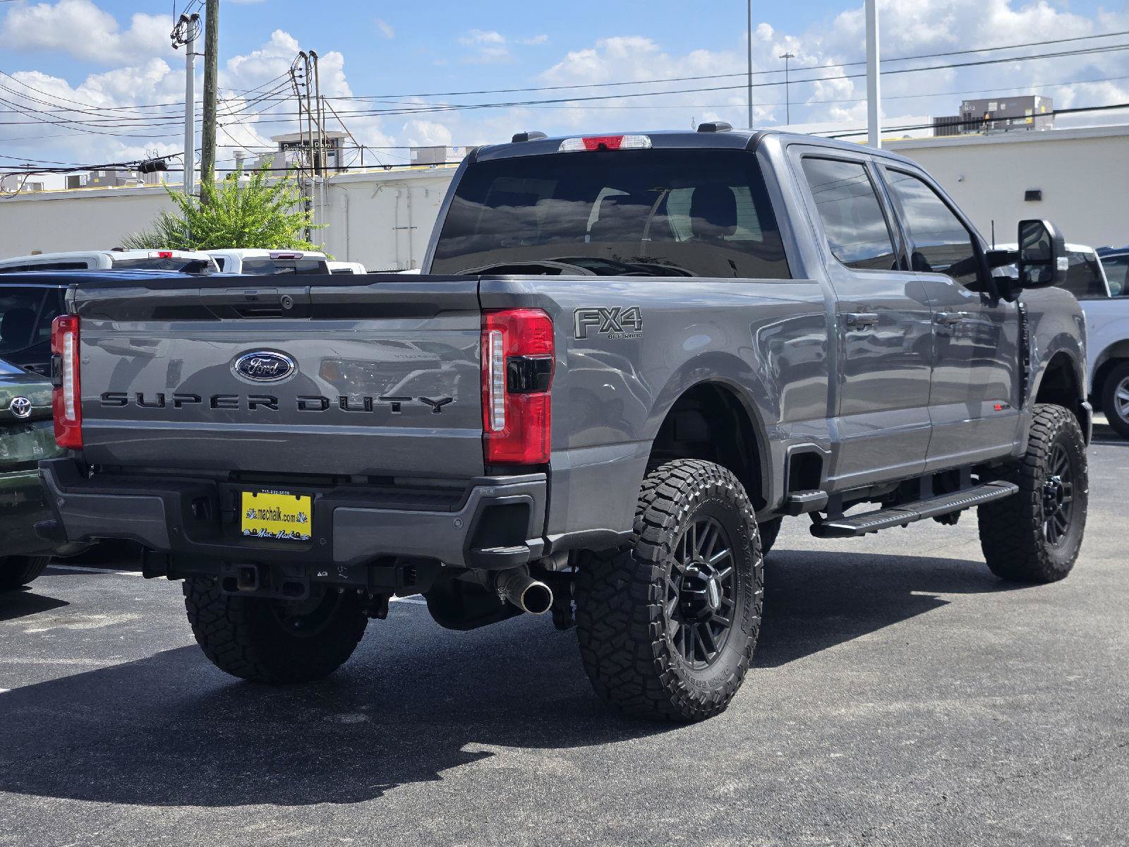 Used 2024 Ford F250 XLT w/ XLT Premium Package AWD/4WD image 8