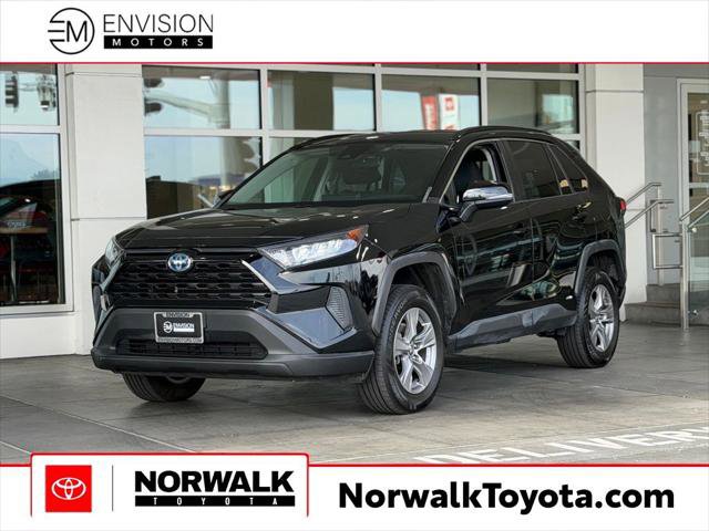 Certified 2022 Toyota RAV4 LE AWD/4WD image 1