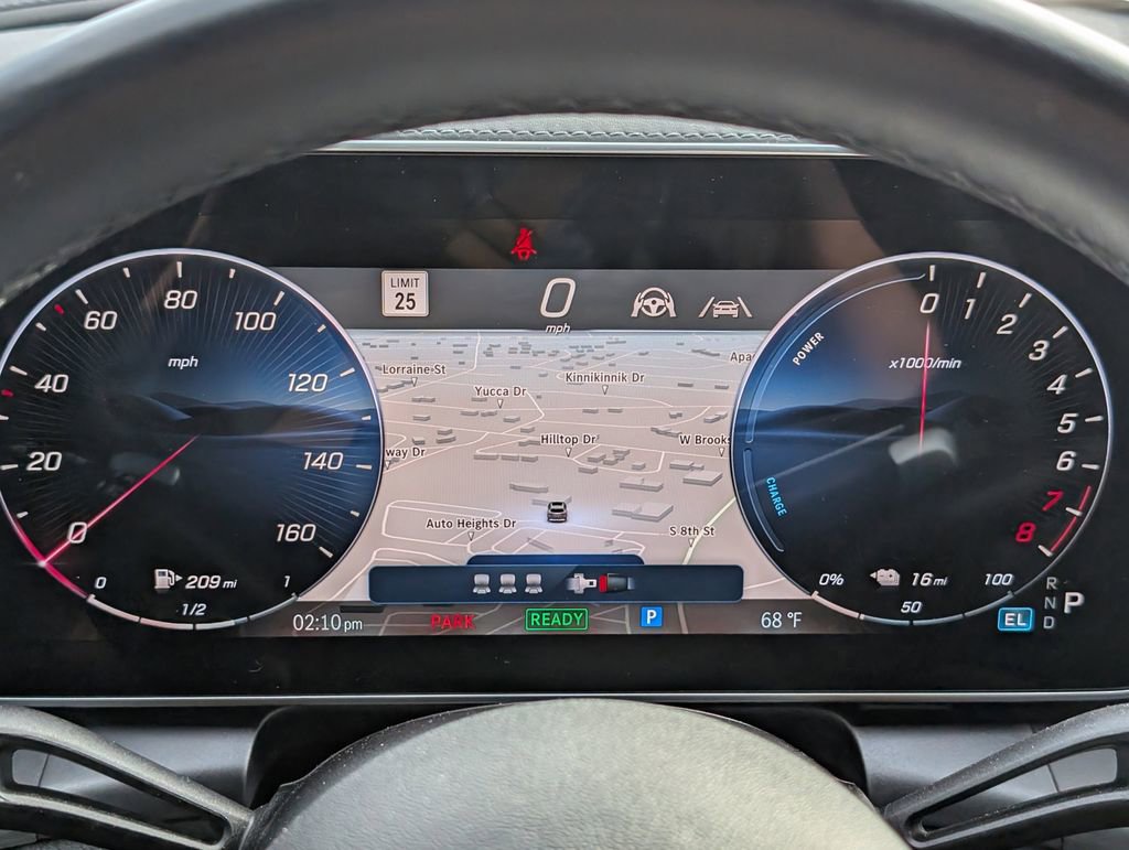 Used 2025 Mercedes-Benz GLC 350e 4MATIC image 14