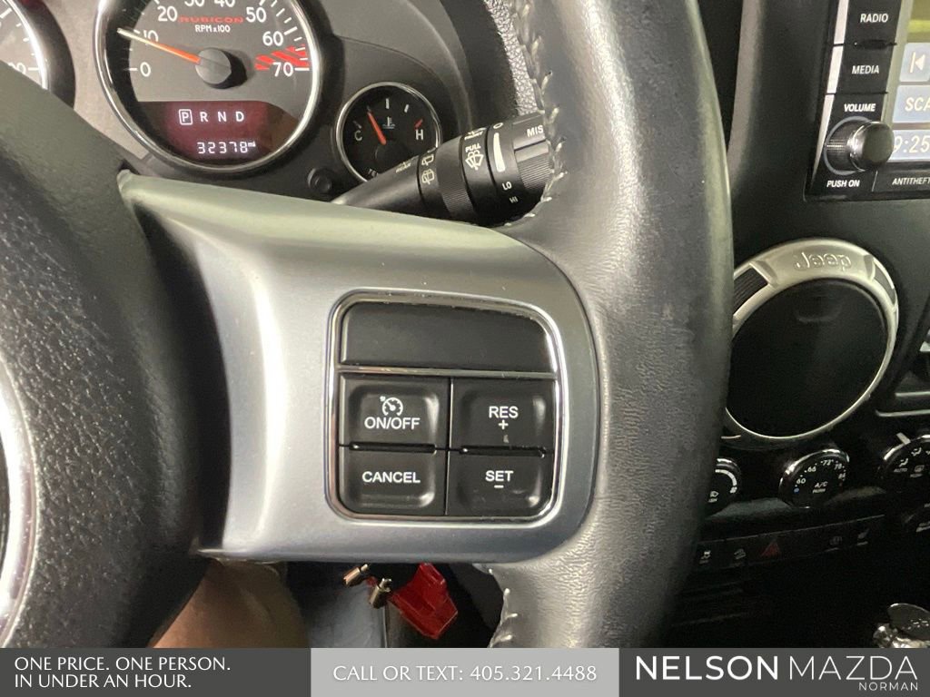 Used 2016 Jeep Wrangler Unlimited Rubicon image 45