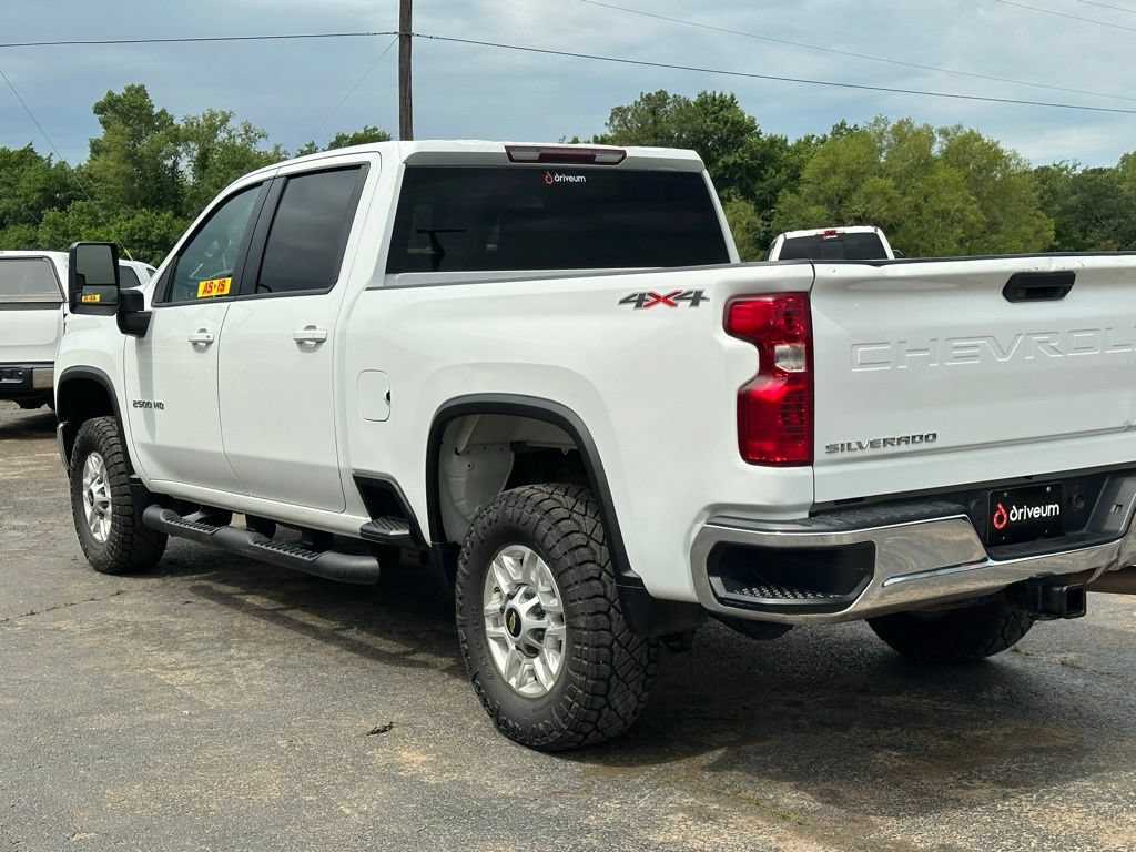 Used 2020 Chevrolet Silverado 2500 LT AWD/4WD image 8