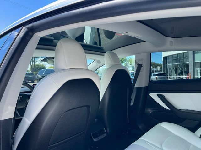 Used 2019 Tesla Model 3 RWD image 11