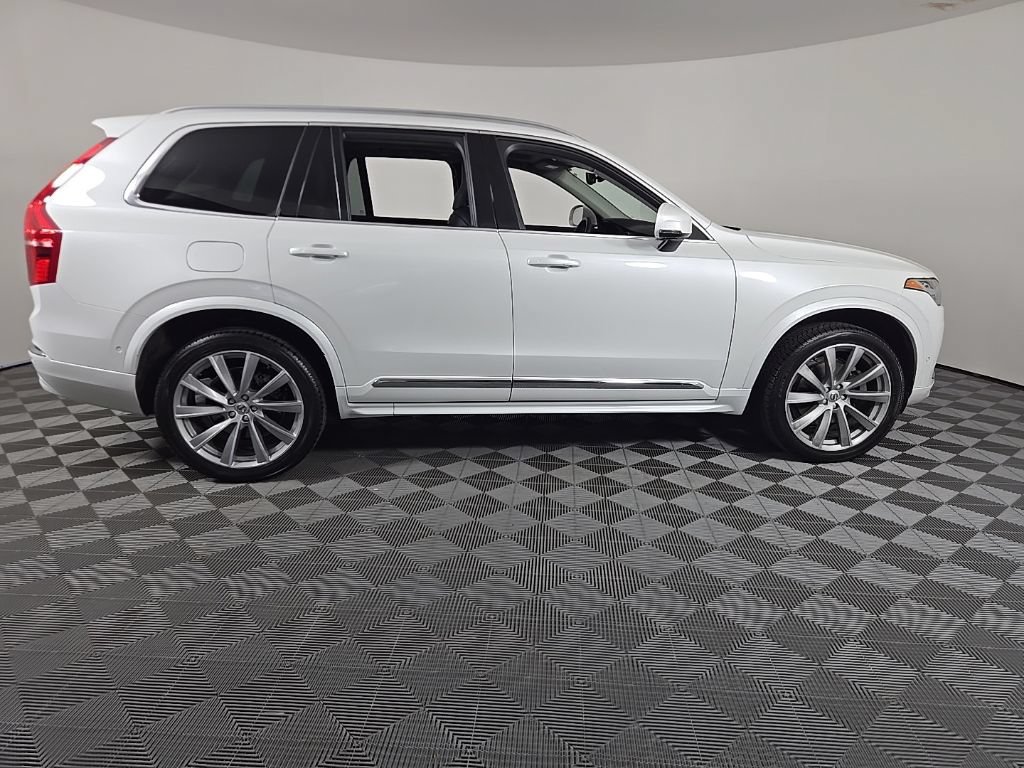 Certified 2023 Volvo XC90 B6 Plus AWD/4WD image 8