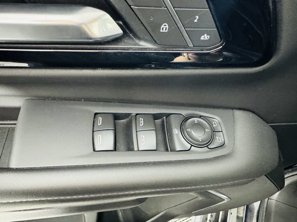 Certified 2025 Chevrolet Tahoe LT AWD/4WD image 8