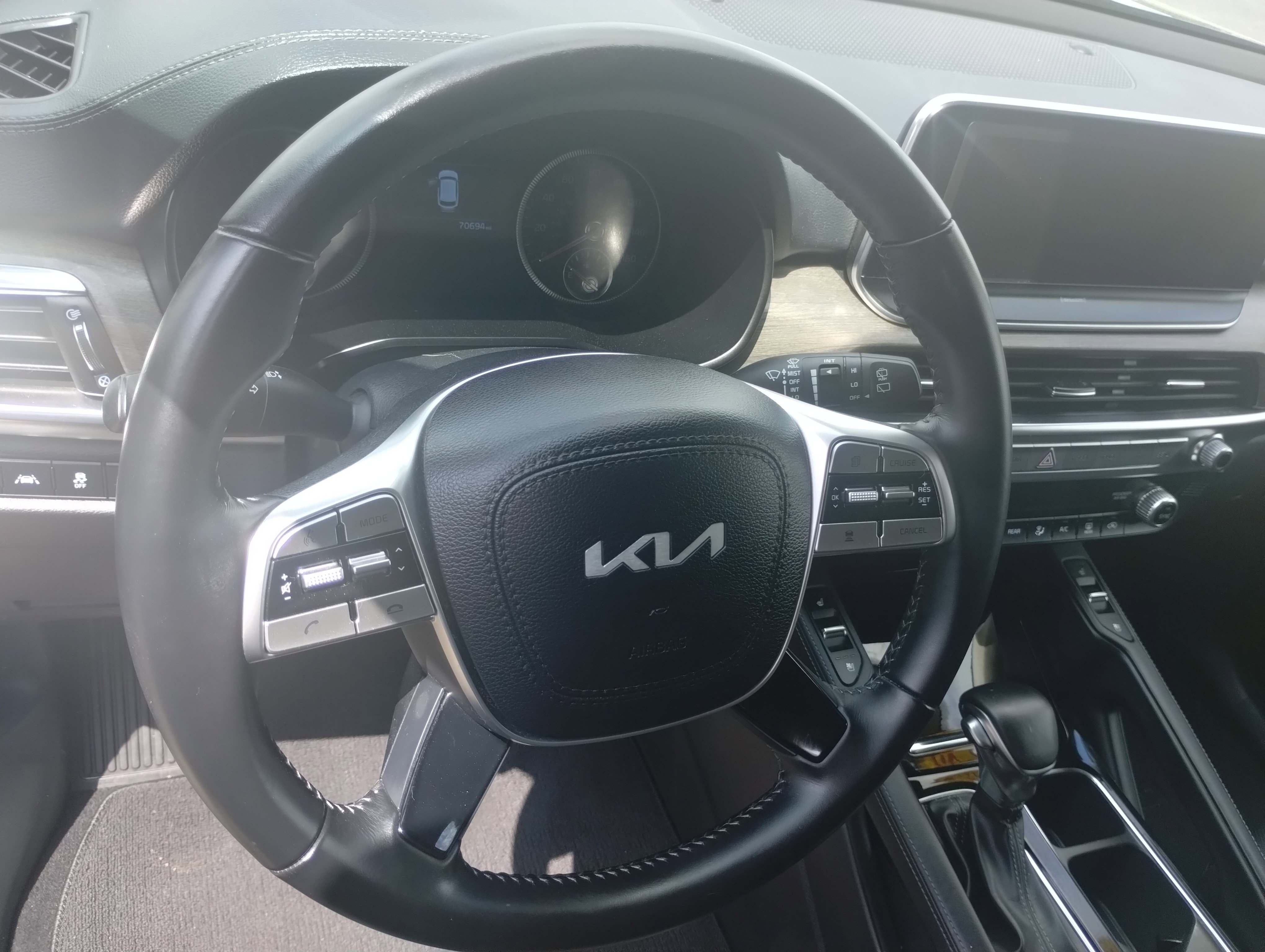 Used 2022 Kia Telluride EX image 12