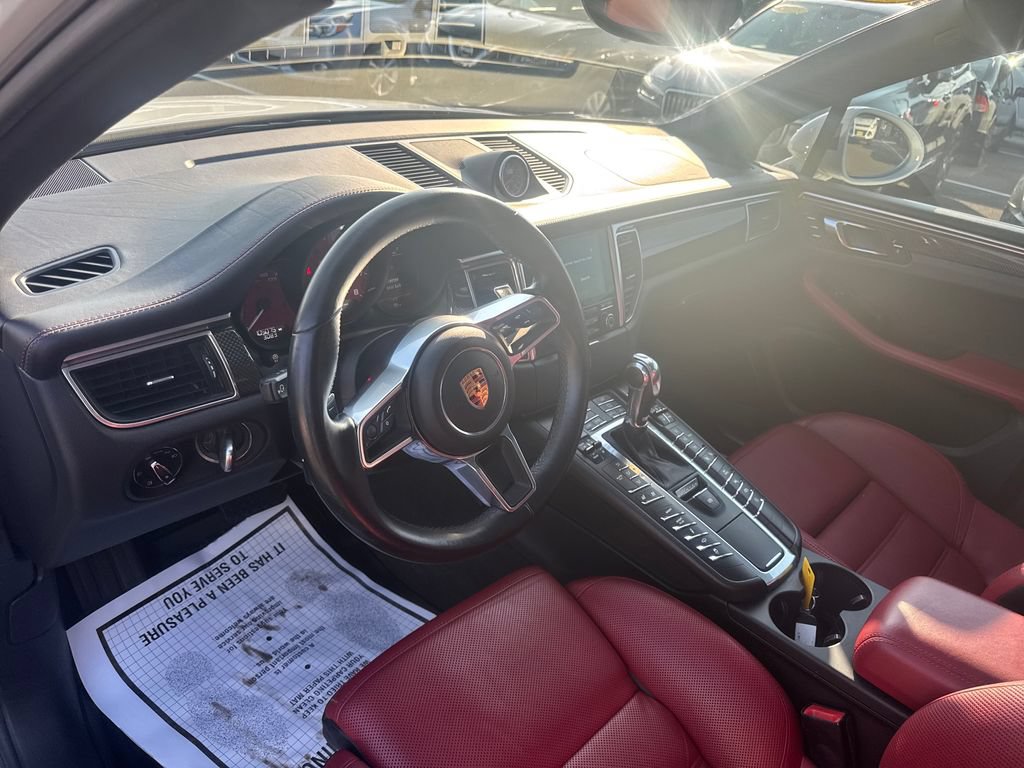 Used 2017 Porsche Macan GTS AWD/4WD image 12