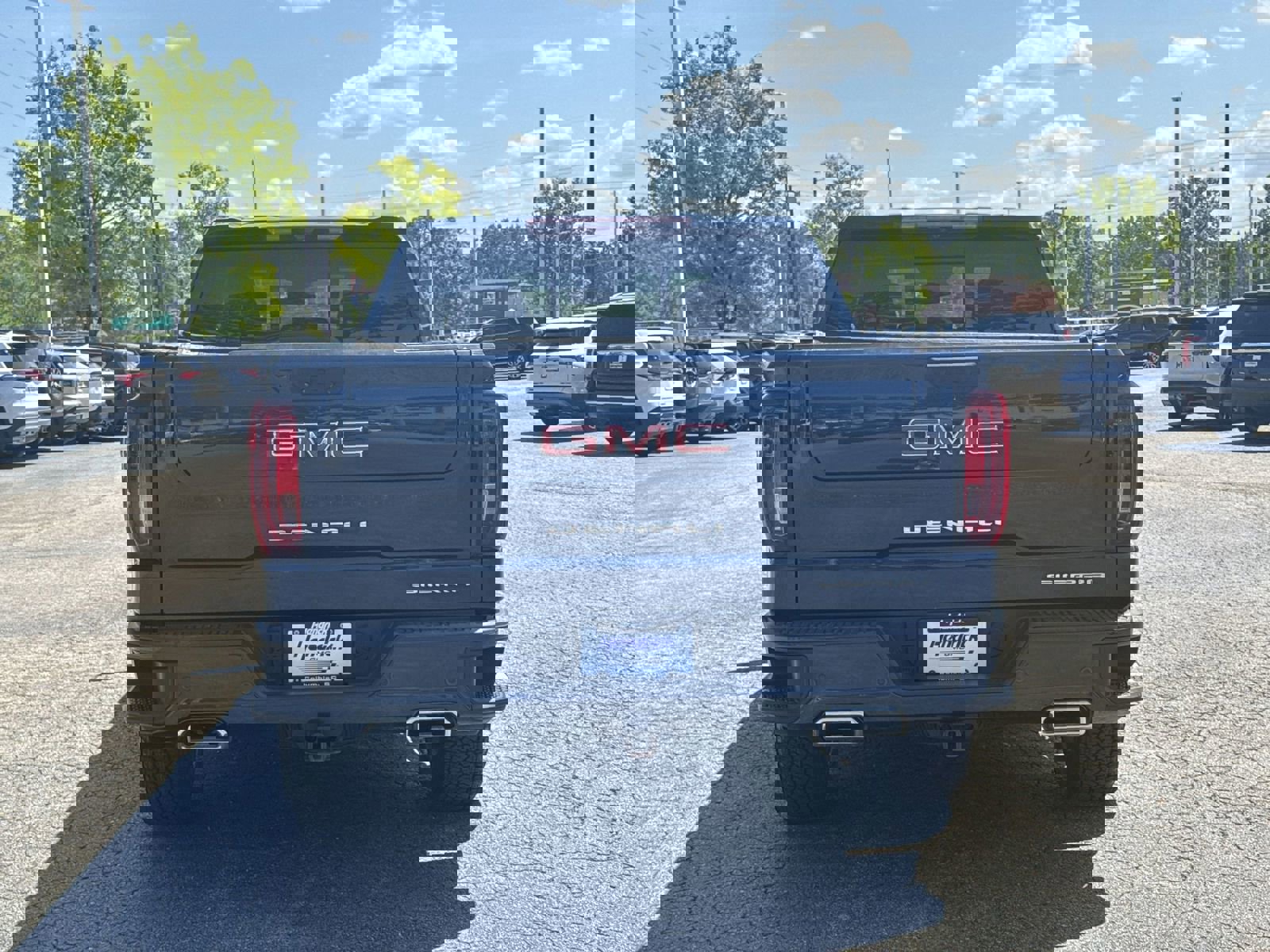 Certified 2023 GMC Sierra 1500 Denali image 9