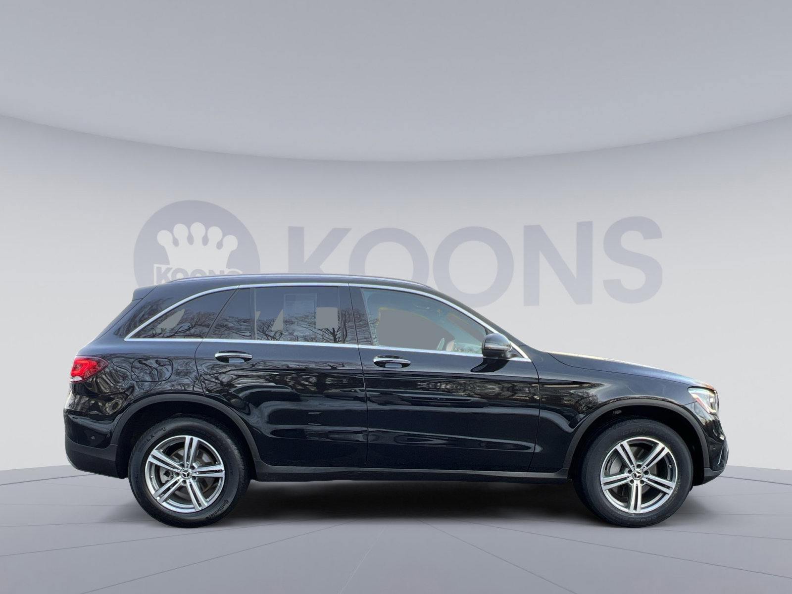 Certified 2022 Mercedes-Benz GLC 300 4MATIC w/ Premium Package Lite image 7