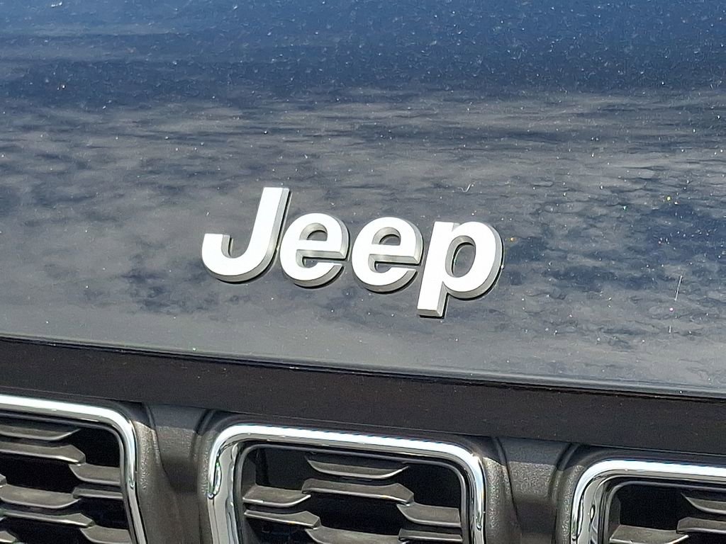 New 2025 Jeep Grand Cherokee L Laredo w/ Luxury Tech Group I image 47