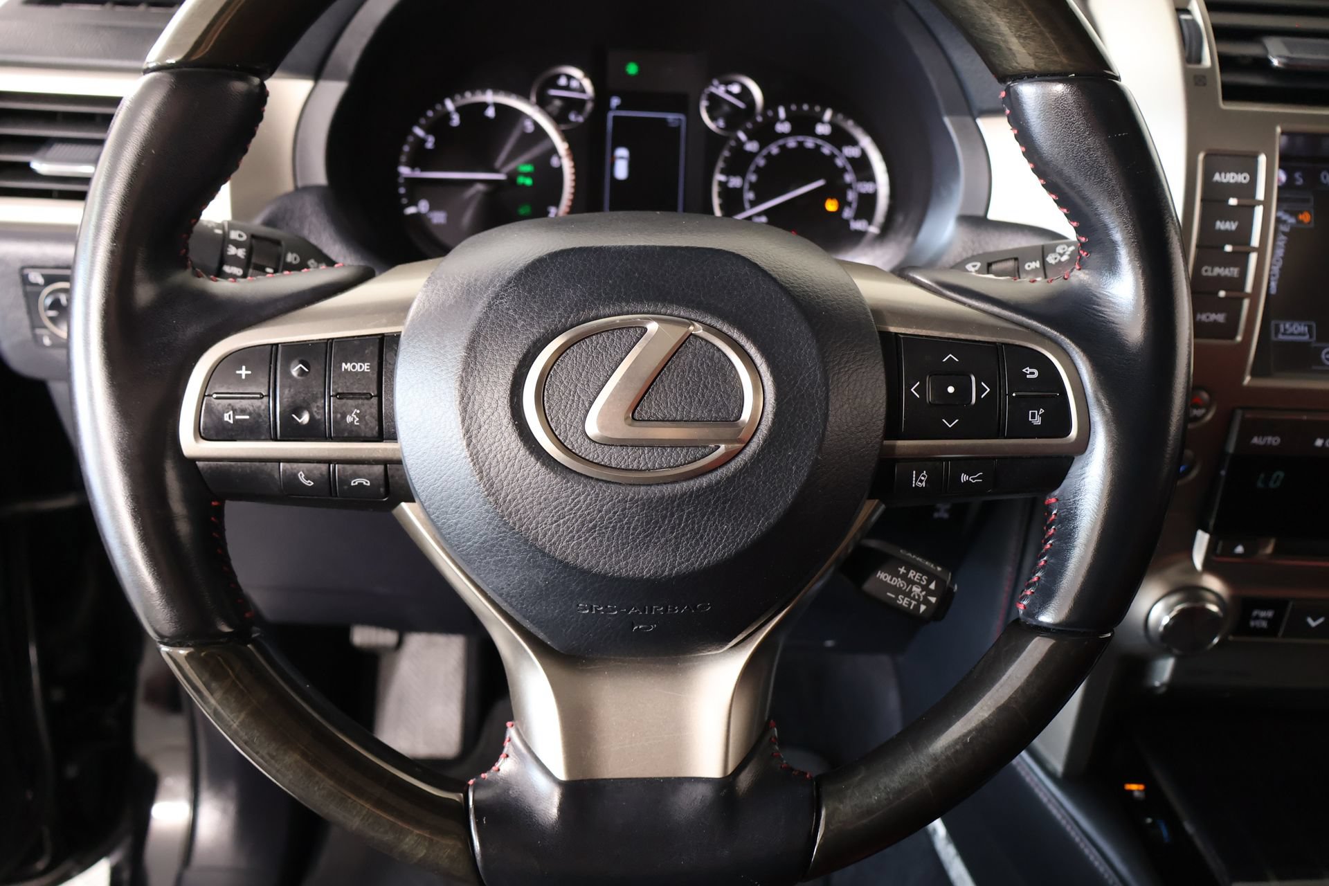Used 2021 Lexus GX 460 Luxury w/ Accessory Package AWD/4WD image 3