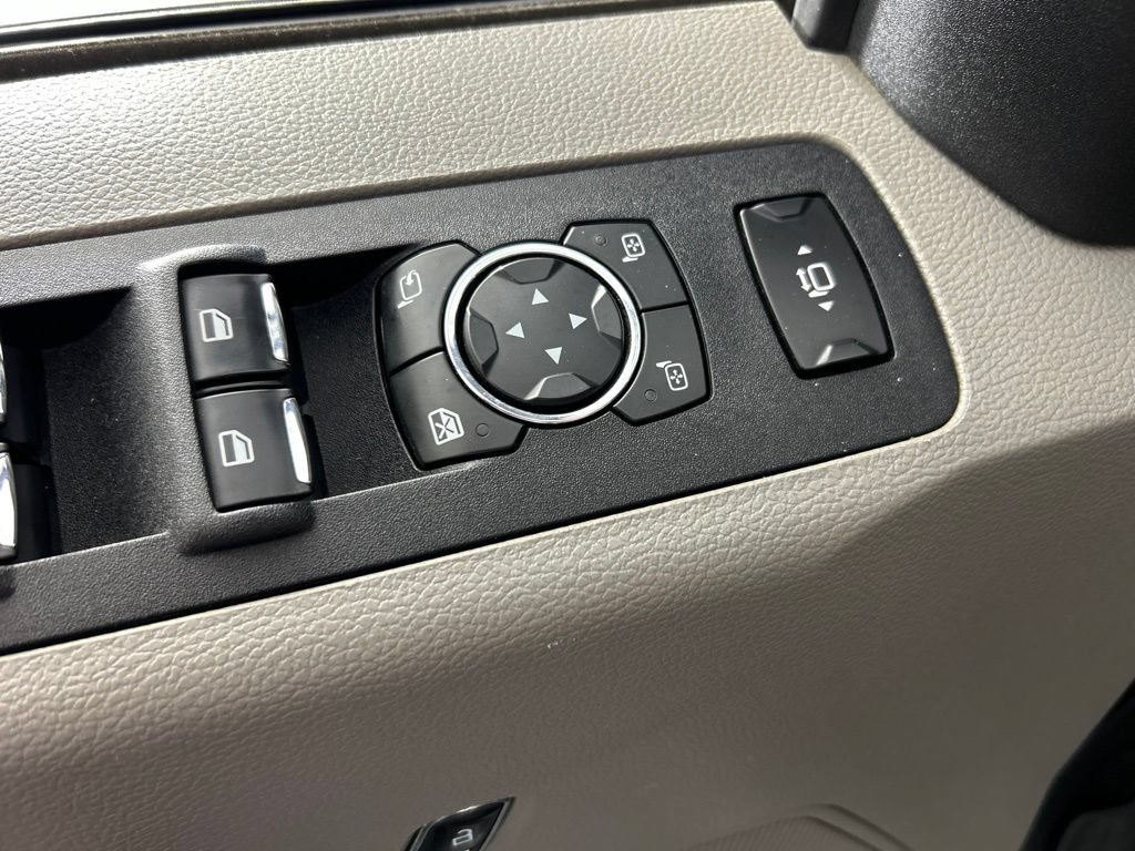 Used 2019 Ford F250 XLT w/ XLT Premium Package AWD/4WD image 7