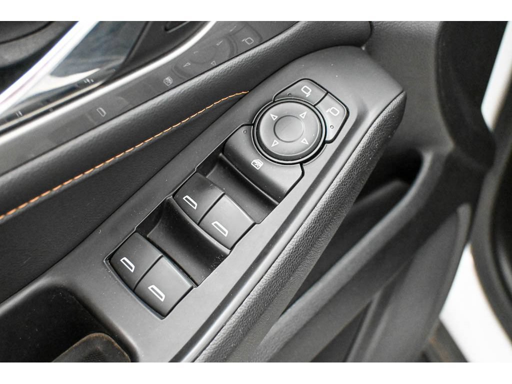 Used 2019 Chevrolet Traverse LS AWD/4WD image 34