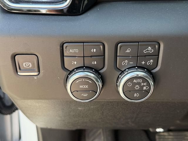 New 2026 GMC Sierra 2500 Denali w/ Denali Reserve Package AWD/4WD image 23