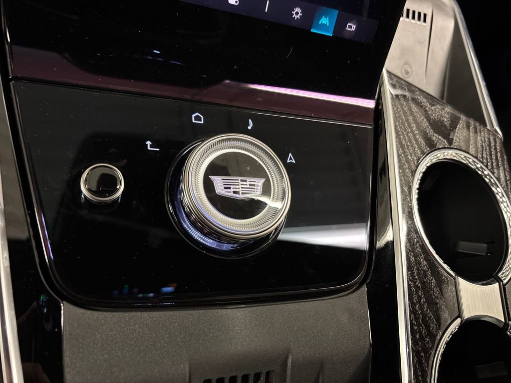 New 2025 Cadillac Escalade IQ Sport 1 w/ Smart Trailering package image 38