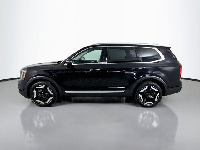 Used 2025 Kia Telluride S FWD image 6