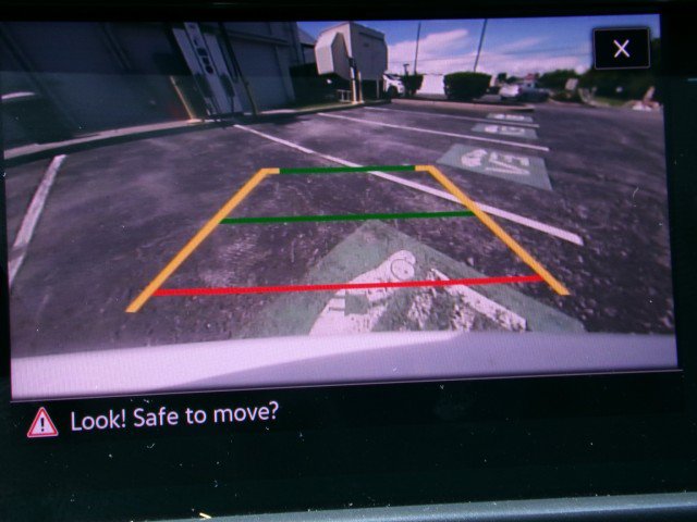Used 2022 Volkswagen Taos SEL w/ Panoramic Sunroof Package FWD image 24