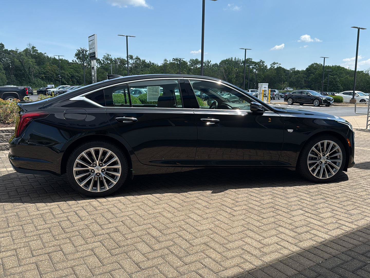 Used 2022 Cadillac CT5 Premium Luxury AWD/4WD image 6