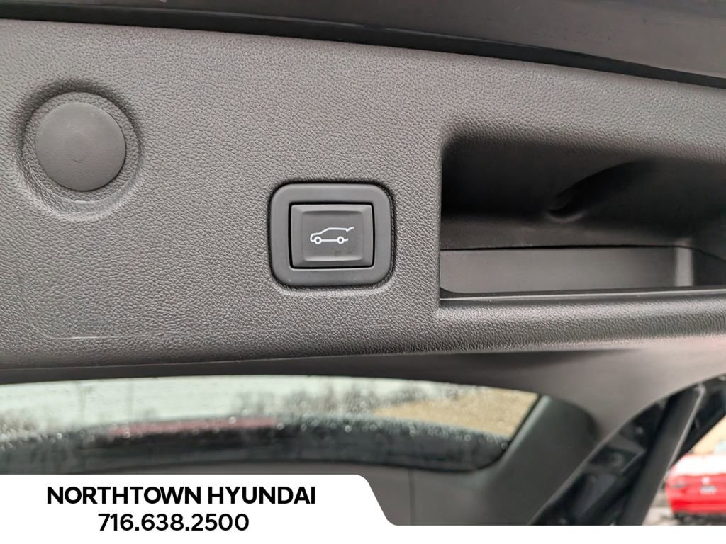 Used 2024 Chevrolet Equinox RS image 37