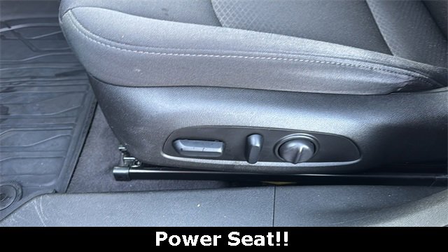 Used 2018 Chevrolet Malibu LT image 7