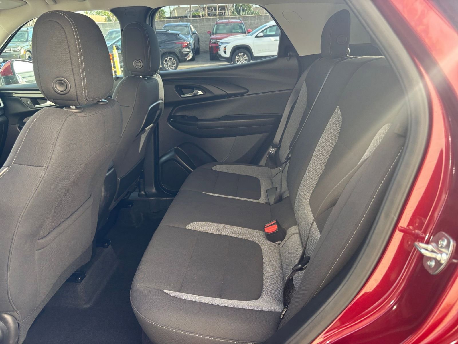 Used 2025 Chevrolet TrailBlazer LT image 25