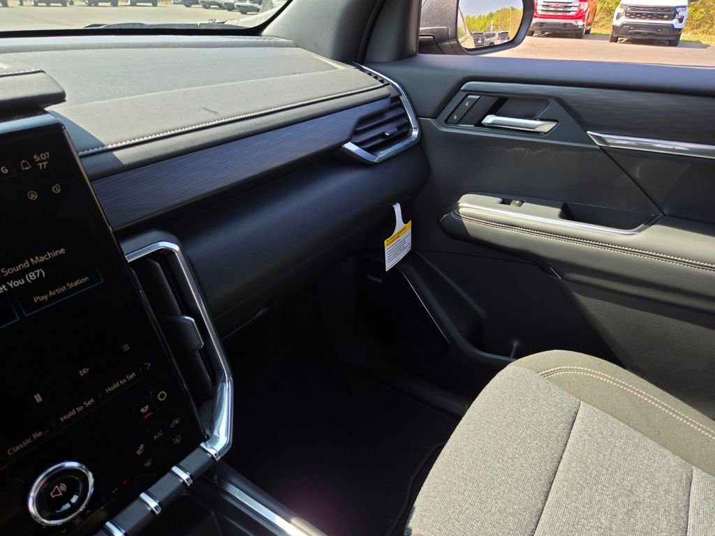 New 2026 GMC Acadia Elevation FWD image 21