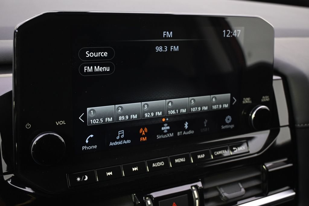 Used 2024 Nissan Pathfinder SL AWD/4WD image 29